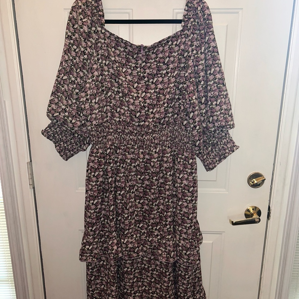 Ivy City Co Floral Smocked Dress - Picture 4 of 6